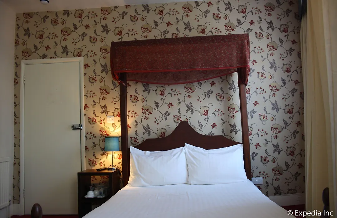 Islington Inn-1